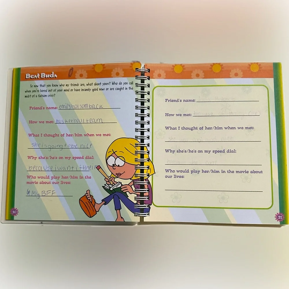 VTG 2004 DISNEY LIZZIE MCGUIRE LIFE ACCORDING TO LIZZIE JOURNAL NOTEBOOK STRIPED